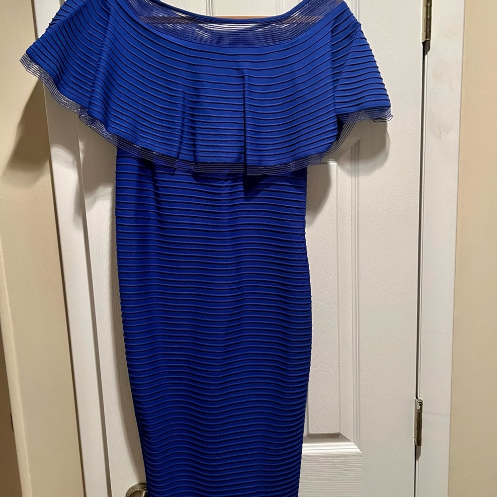 Tadashi shoji tabora dress size medium